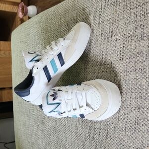 Adidas skate shoes